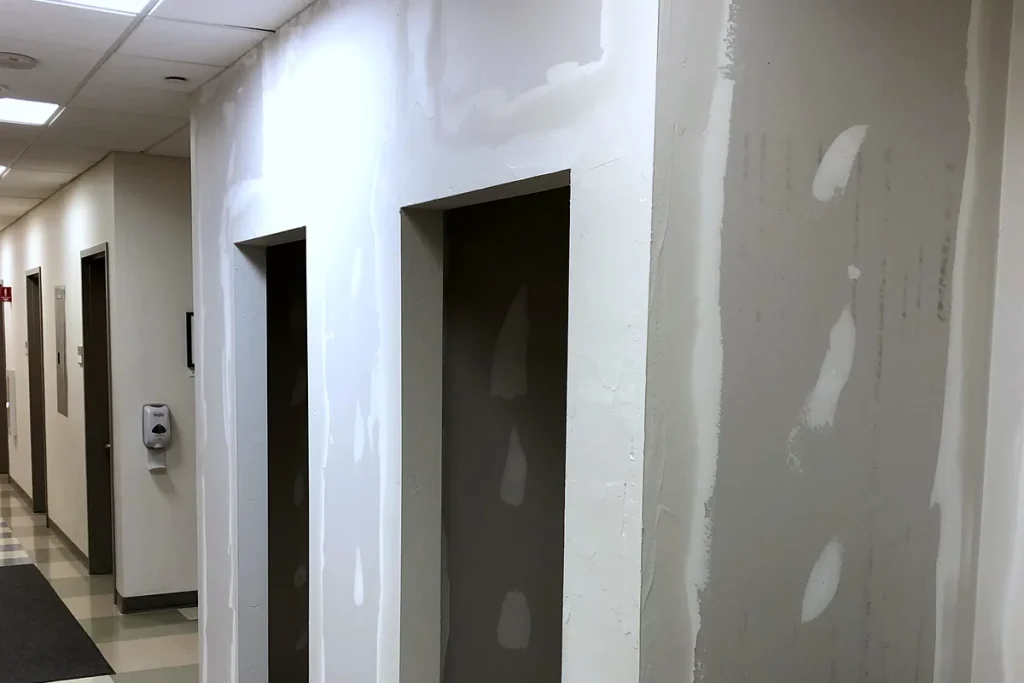 interior home painting services in Edgewater MD - 8 interior home painting services in Edgewater MD - 7