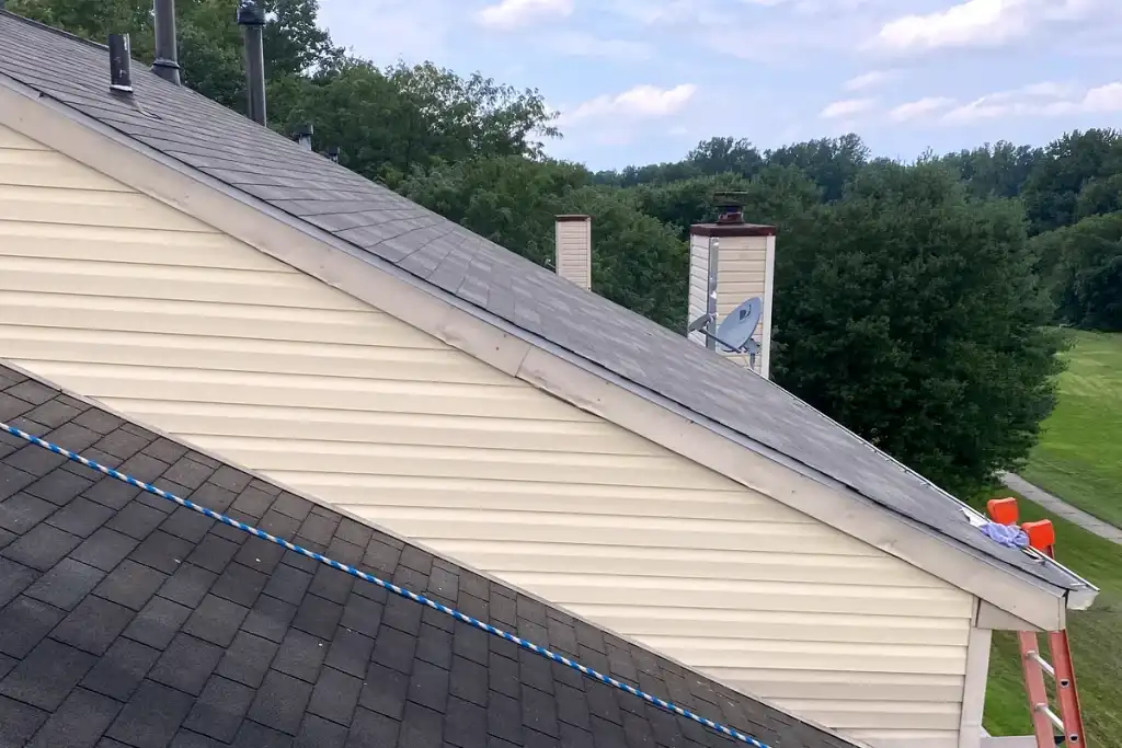 - 17 Roofing Contractors in Edgewater MD